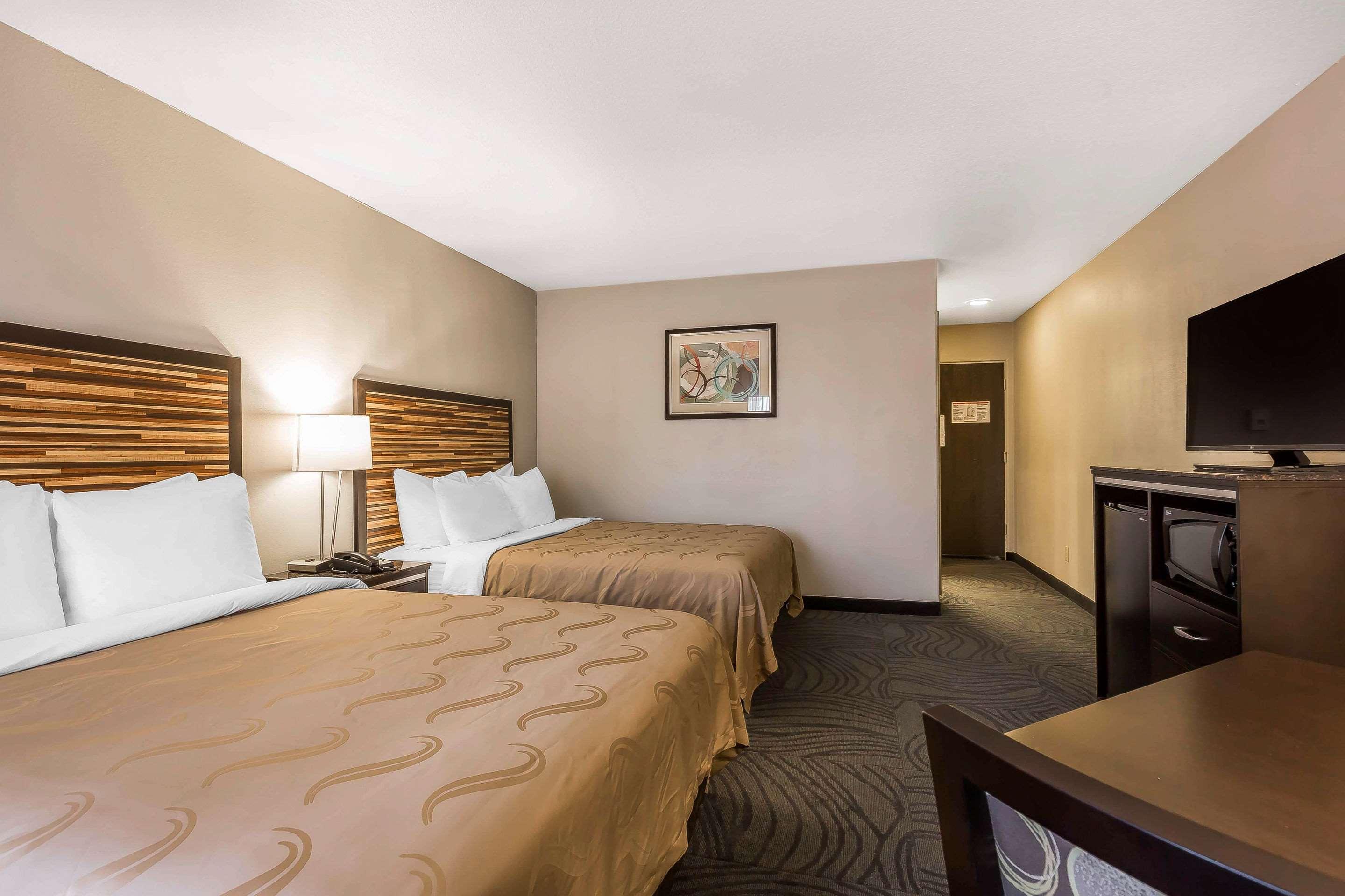 Quality Inn Fallbrook I-15 Exterior photo