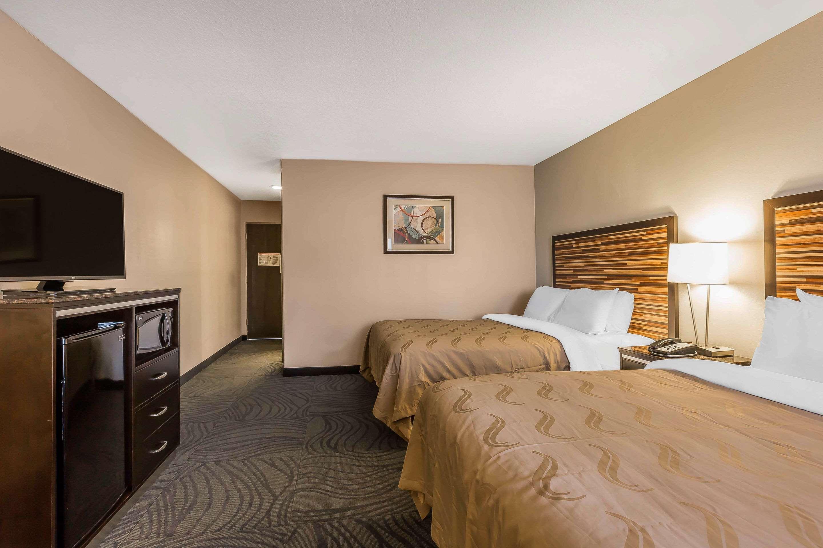 Quality Inn Fallbrook I-15 Exterior photo