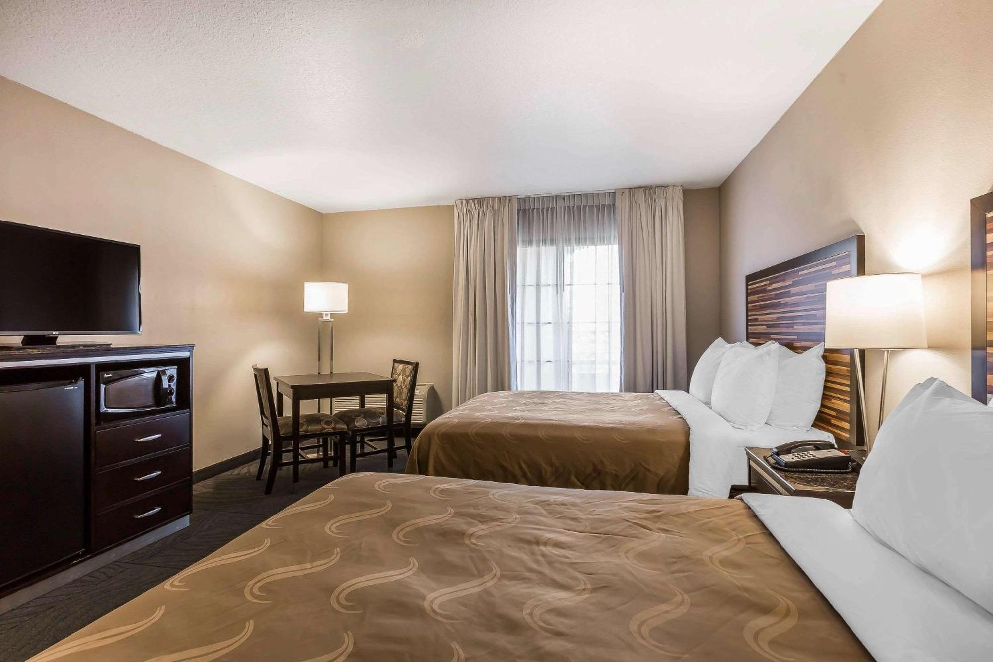 Quality Inn Fallbrook I-15 Exterior photo