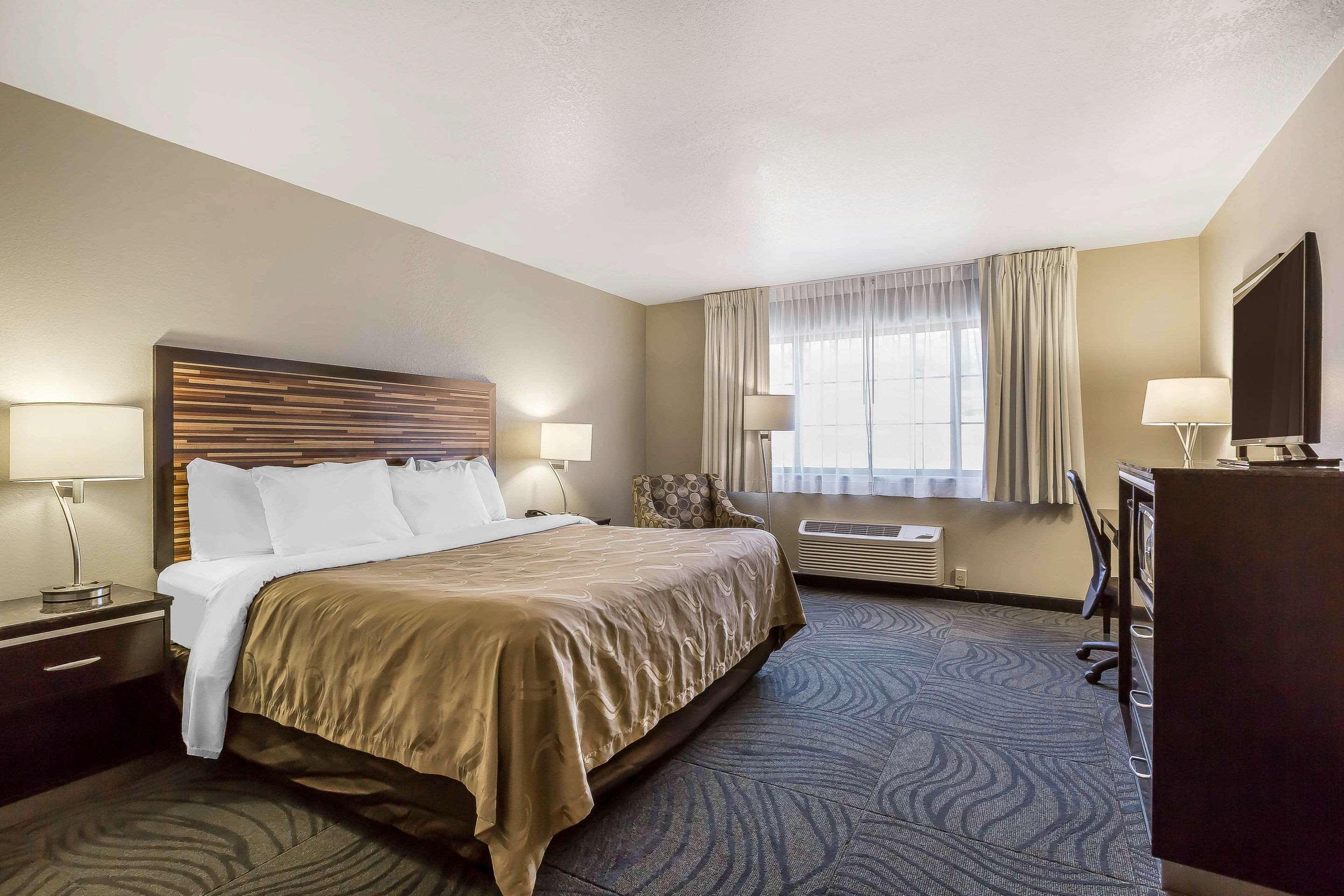 Quality Inn Fallbrook I-15 Exterior photo