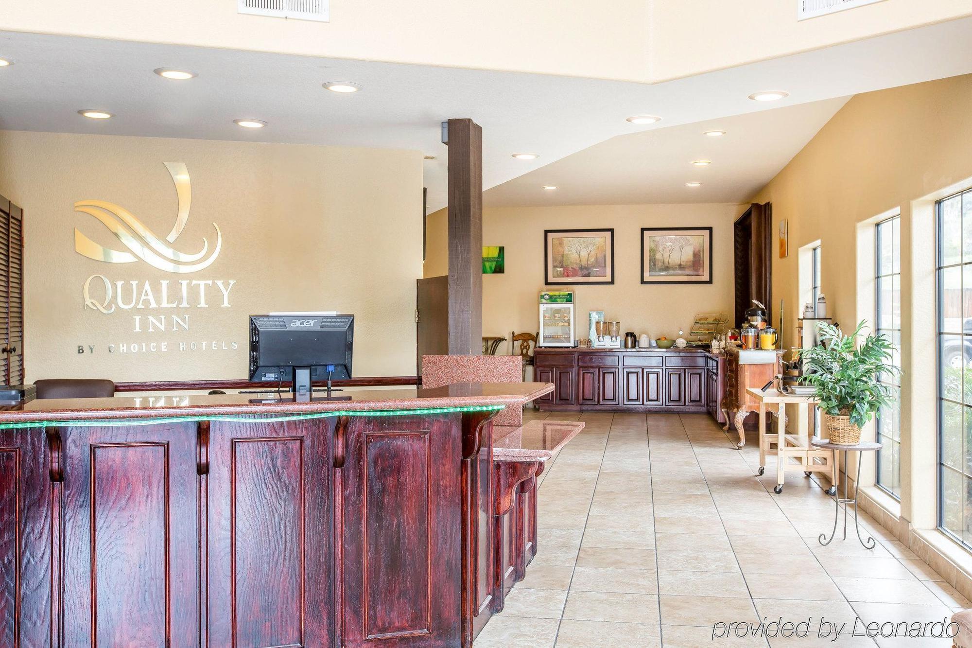 Quality Inn Fallbrook I-15 Exterior photo