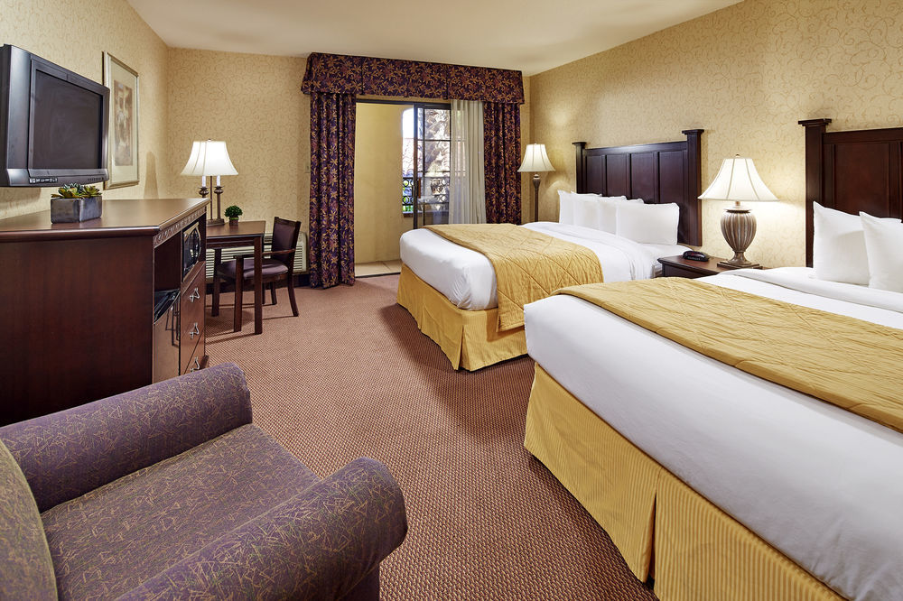 Quality Inn Fallbrook I-15 Exterior photo