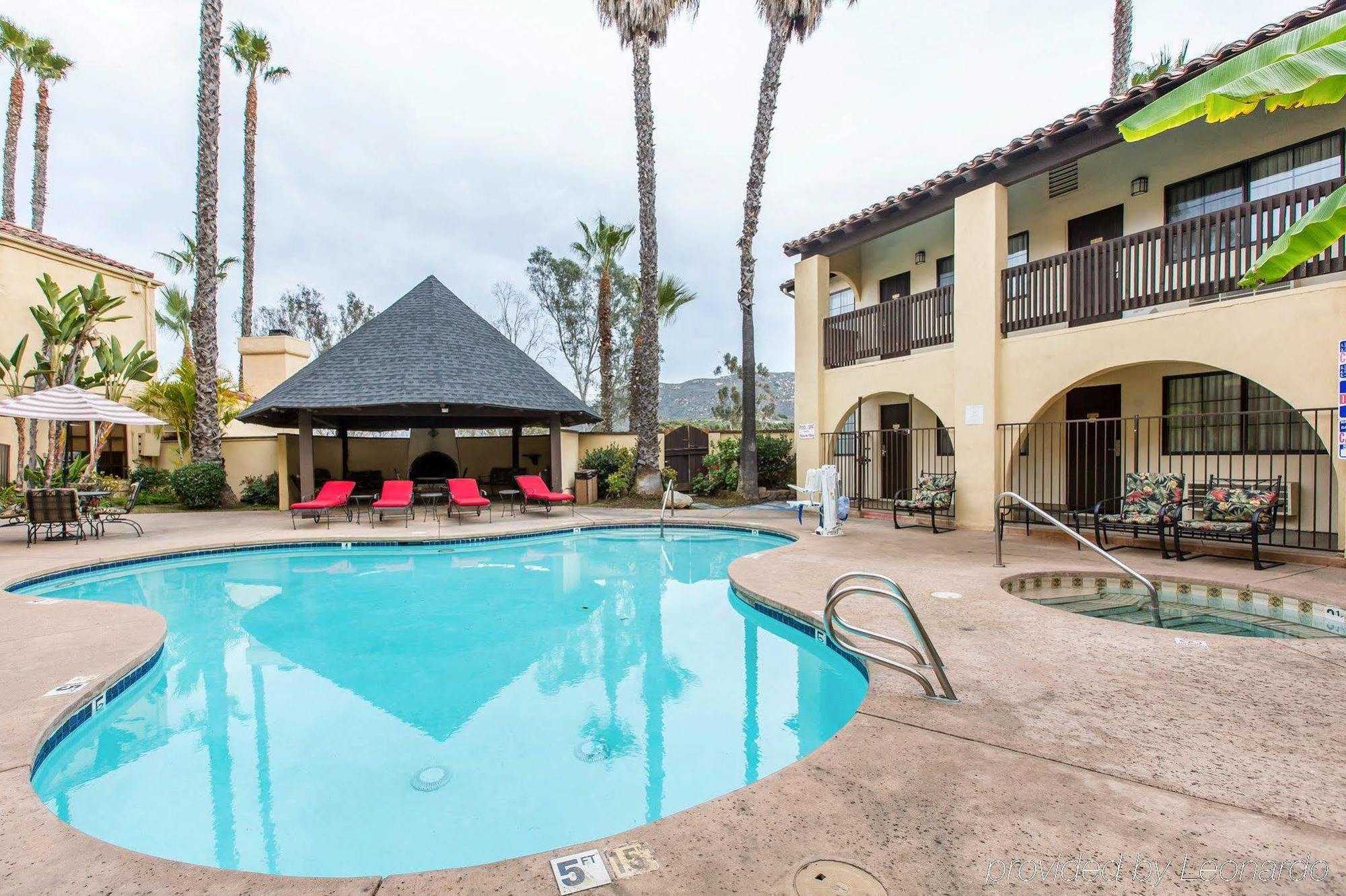 Quality Inn Fallbrook I-15 Exterior photo